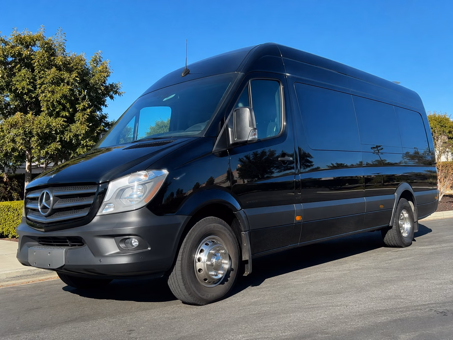 find the perfect transportation for your next sporting event 1